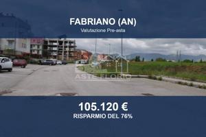 Immobile in asta di 4759 m² a Fabriano