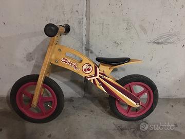 Bicicletta bambino/a in legno senza pedali