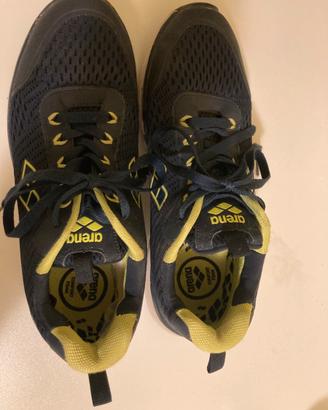 Scarpe arena