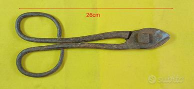 Antiche forbici cesoie da lattoniere