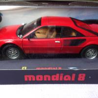 Scala 1/18 FERRARI MONDIAL