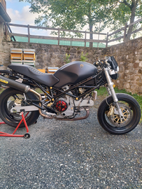 Ducati Monster Dark 1000i.e.anno 2004