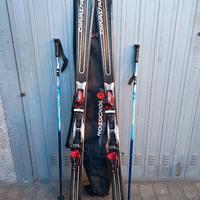 Sci Dynastar 172 con attacchi, bacchette e sacca