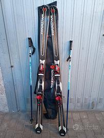 Sci Dynastar 172 con attacchi, bacchette e sacca