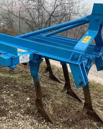 Ripuntatore mora 100 cavalli e spandiconcime 400 e