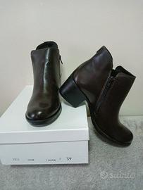 Stivaletti tronchetto marrone donna 