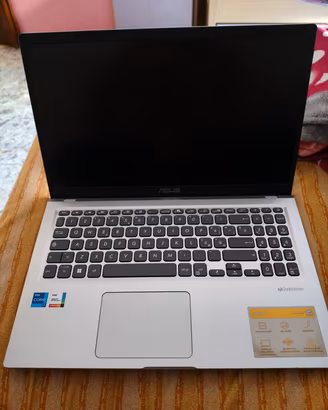 ASUS VivoBook 15 F515EA – Intel Core i7 11ª Gen