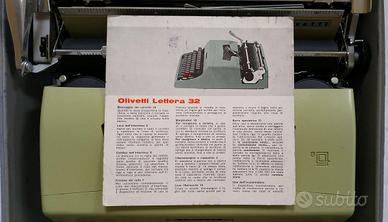 Macchina da Scrivere Olivetti Lettera 32