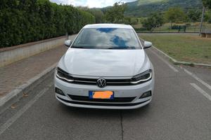 wolkswagen Polo  TGI Hignline 