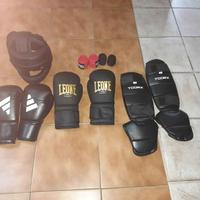 Attrezzatura kick boxing come nuova