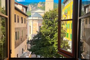 Via Belenzani – Bilocale ristrutturato e arredato