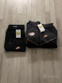 Tuta Nike x syna world