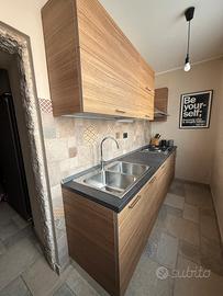 Cucina Lineare in Laminato