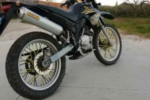 Yamaha xt125r