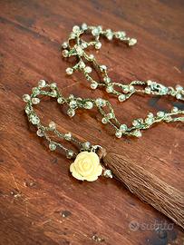 Collana filò Swarovski con nappina e rosetta