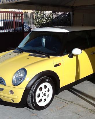 Mini cooper 1.6 ie solo km61000 full 02