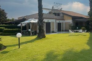 Villetta a schiera d'angolo Prestige