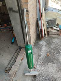  aspirapolvere NON funzionante Hoover 750 