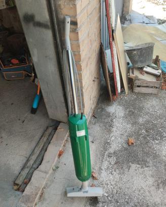  aspirapolvere NON funzionante Hoover 750 