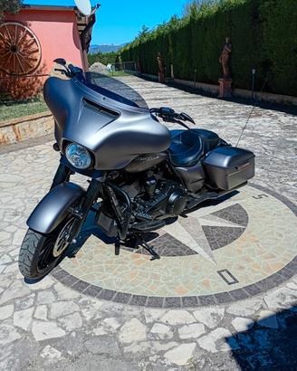 Harley Davidson Street Glide