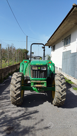 John Deere 5075 E