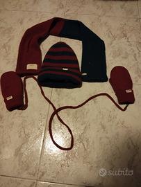 set cuffia guanti e sciarpa bimbo 2-3 anni 