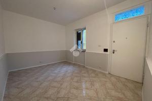 CASA SEMINDIPENDENTE A TERRACINA