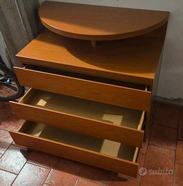 Cassettiera in legno ciliegio