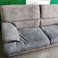 divano senza contenitore letto