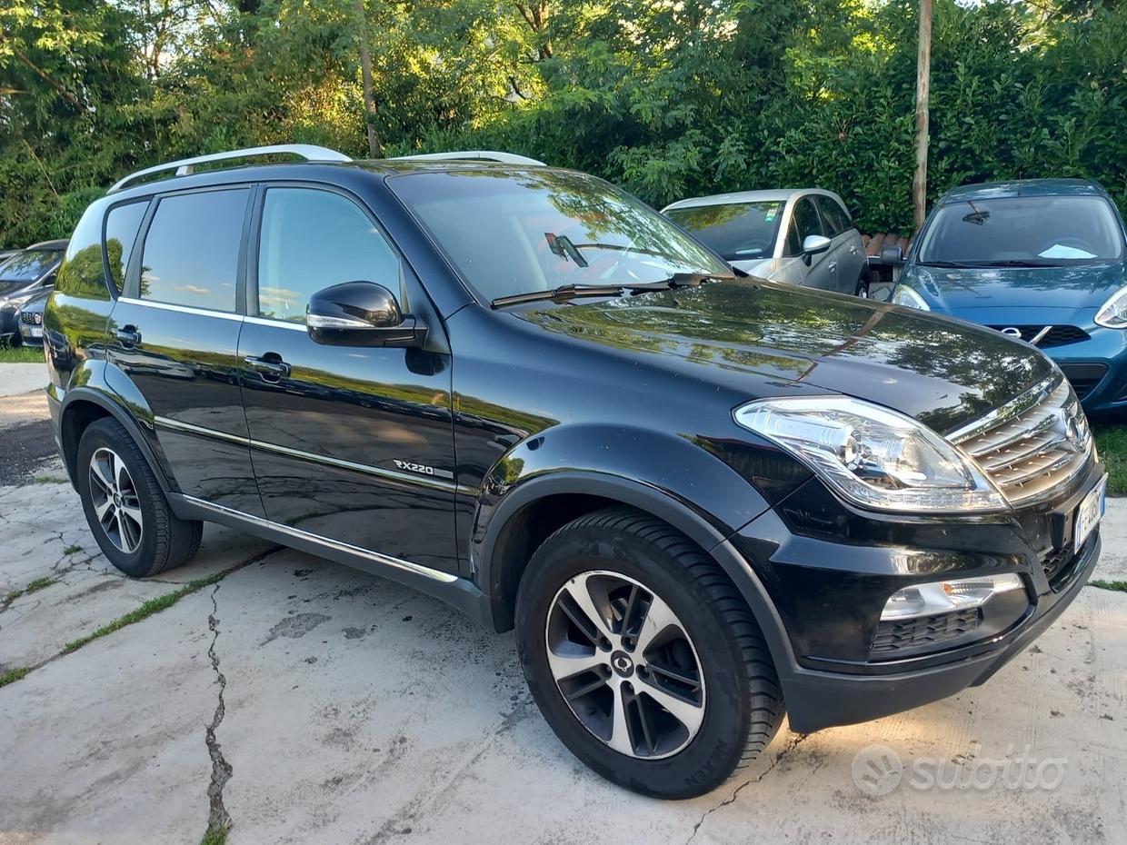 SsangYong Rexton W