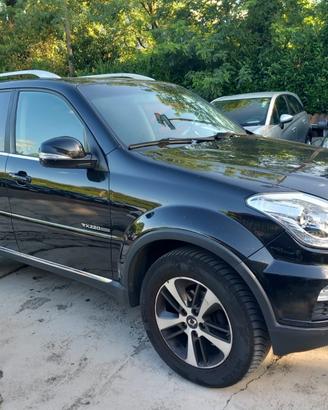 Ssangyong Rexton W 2.2 Diesel 4WD M/T Plus