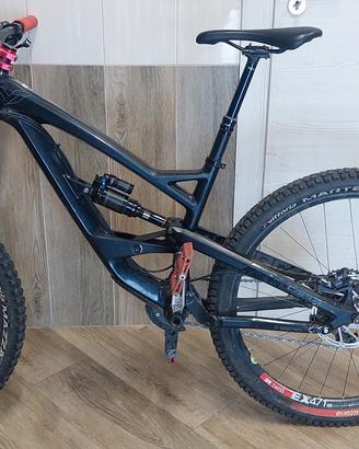 MTB YT CAPRA CARBON ENDURO  TAGLIA S 