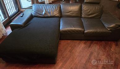 Divano in vera pelle