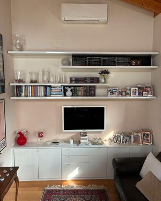 MADIA CREDENZA MOLTENI