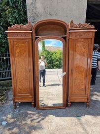 Armadio antico