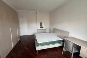 Camere in appartamento ristrutturato Caserta