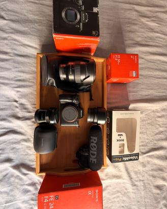 Sony a7III + 3 obiettivi + rode mic + dji ronin