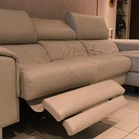 DIVANO TRE POSTI CON MOVIMENTO RELAX 