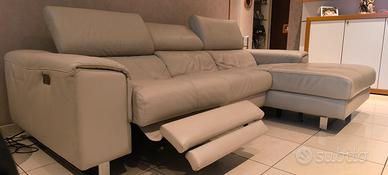 DIVANO TRE POSTI CON MOVIMENTO RELAX 