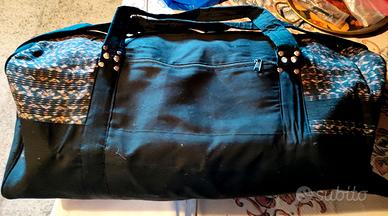 Borsone viaggio morbido tessuto robusto