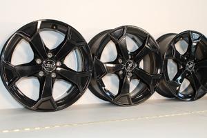 4 Cerchi Originali Q3 - 17" + Spedizione Gratis
