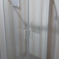 BOX DOCCIA ANGOLARE PROFILO BIANCO 80X80