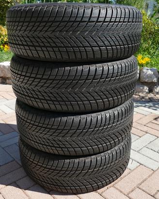 gomme invernali GoodYear 215\55\17