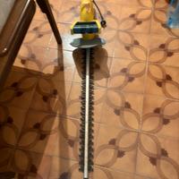 Taglia siepe elettrico