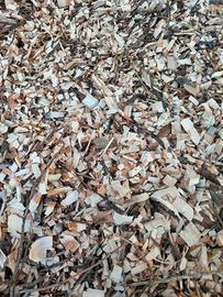 triturato di conifere per pacciamatura 