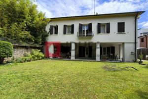 VILLA UNIFAMILIARE NEL FUORI MURA RIF. "FRT1"