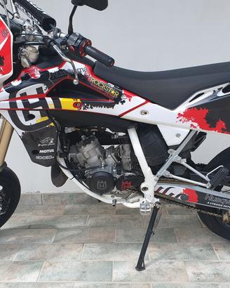 moto Husqvarna sm 125