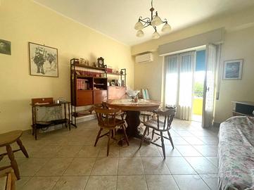 3 LOCALI A REGGIO DI CALABRIA