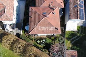 A1594 Porzione di casa in bifamiliare