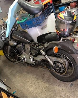 Moto Yamaha virago 750 completa, per ricambi